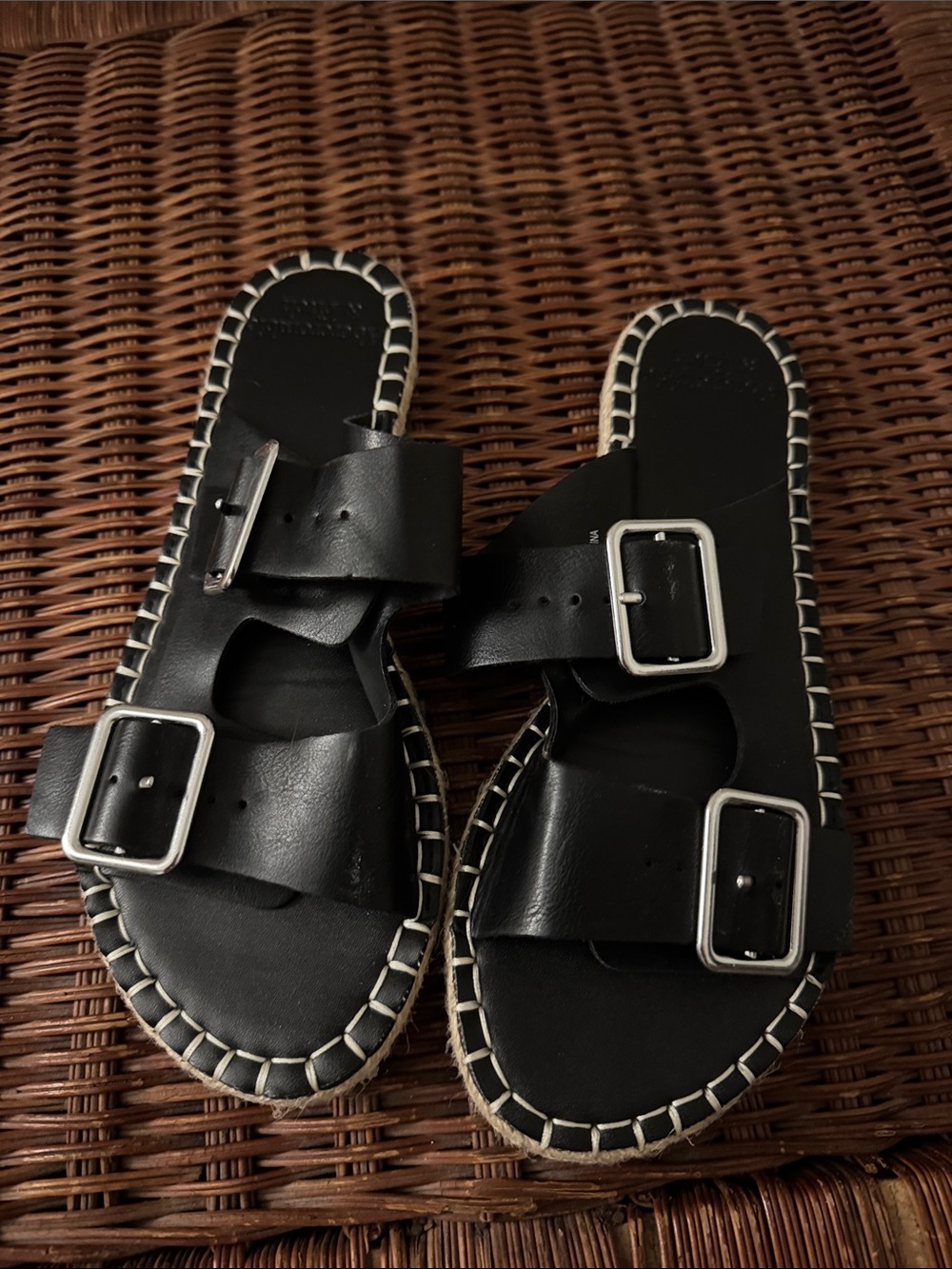 Abercrombie & Fitch Black Double Buckle Slide Sandals with Contrast Stitching